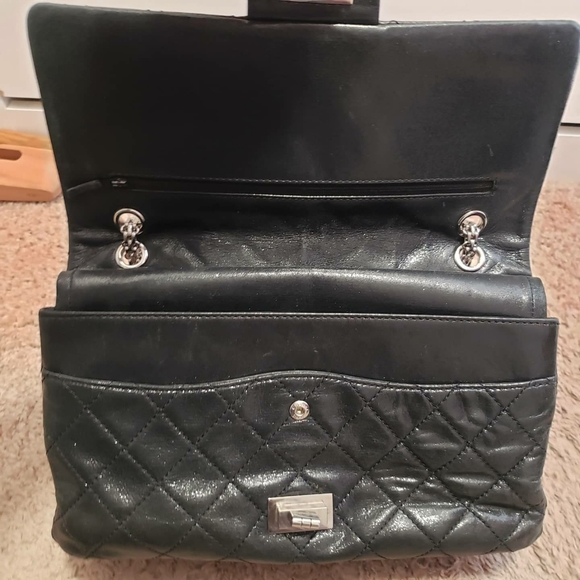Chanel medium black shimmer reissue - Picture 4 of 11